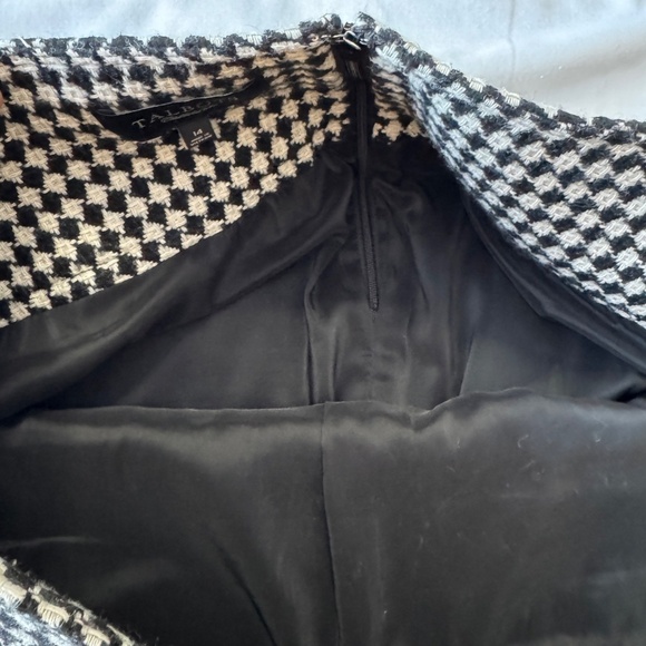Talbots Women's Wool Blend Beige/Black Diamond Weave Mini Skirt Size 14 Lined - Picture 5 of 12